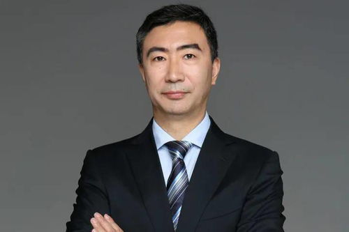 李想、李斌、何小鹏再合影，三人路径已不同，昔日战友，今朝各奔前程
