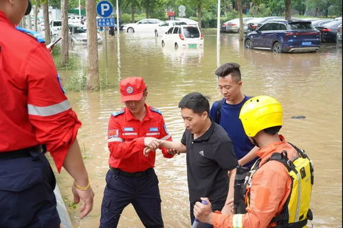 缅甸华人抱团互救，风雨同舟，生死相依，仍有同胞被困待援